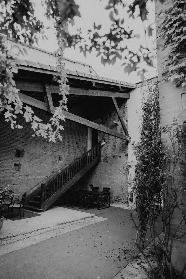 B&B Le Domaine Des Marcoujans Saint-Elix-le-Chateau Exterior foto